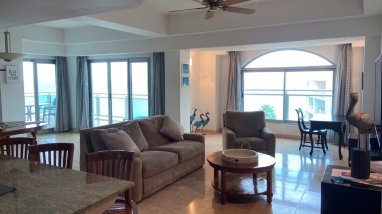 Photo of Livingroom in Sea Point