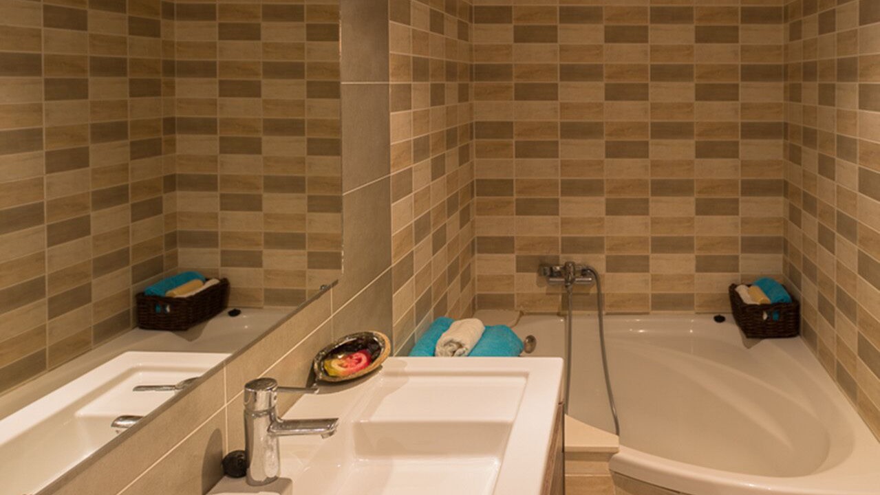 Photo of Bathroom in Lliber