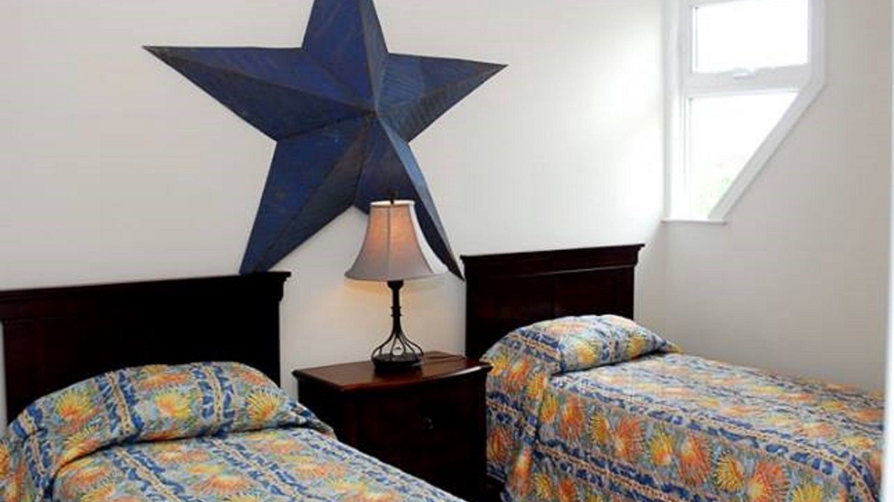 Photo of Bedroom in Nassau