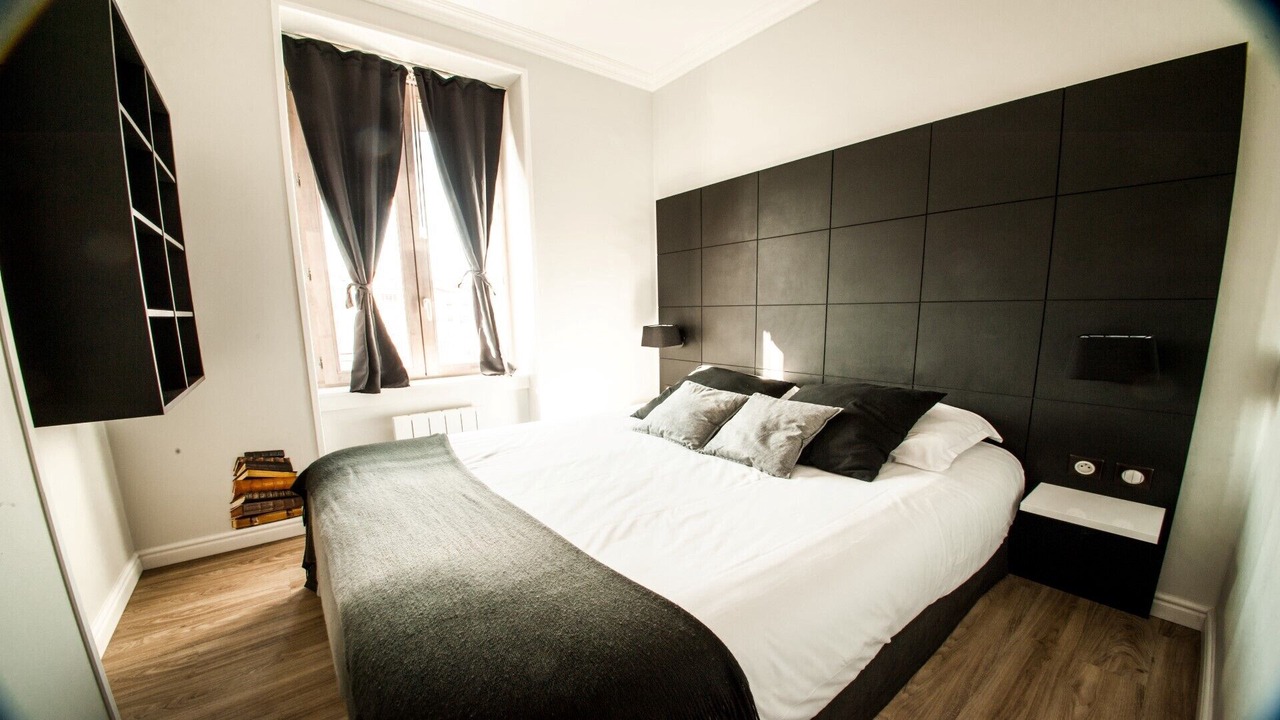 Photo of Bedroom in Charmettes - Bellecombe