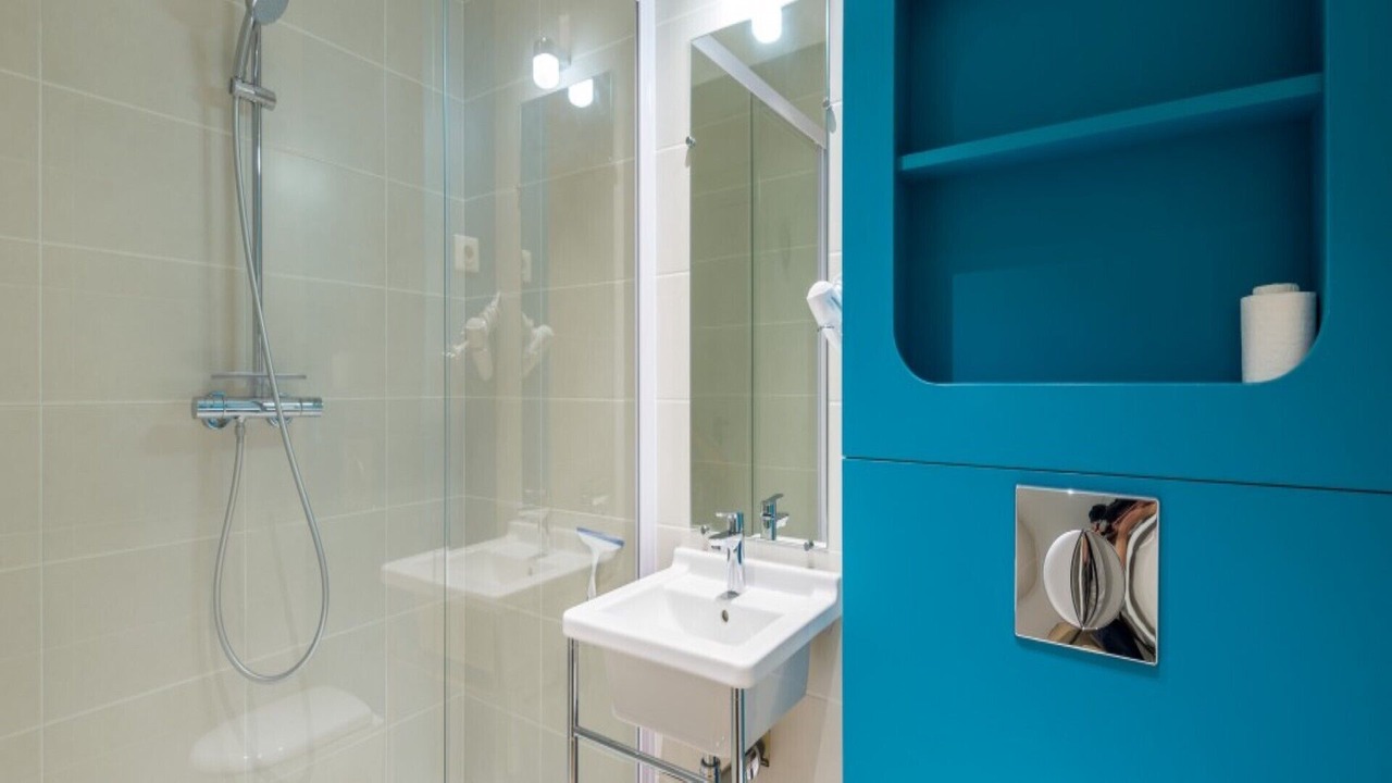 Photo of Bathroom in 1st Arrondissement