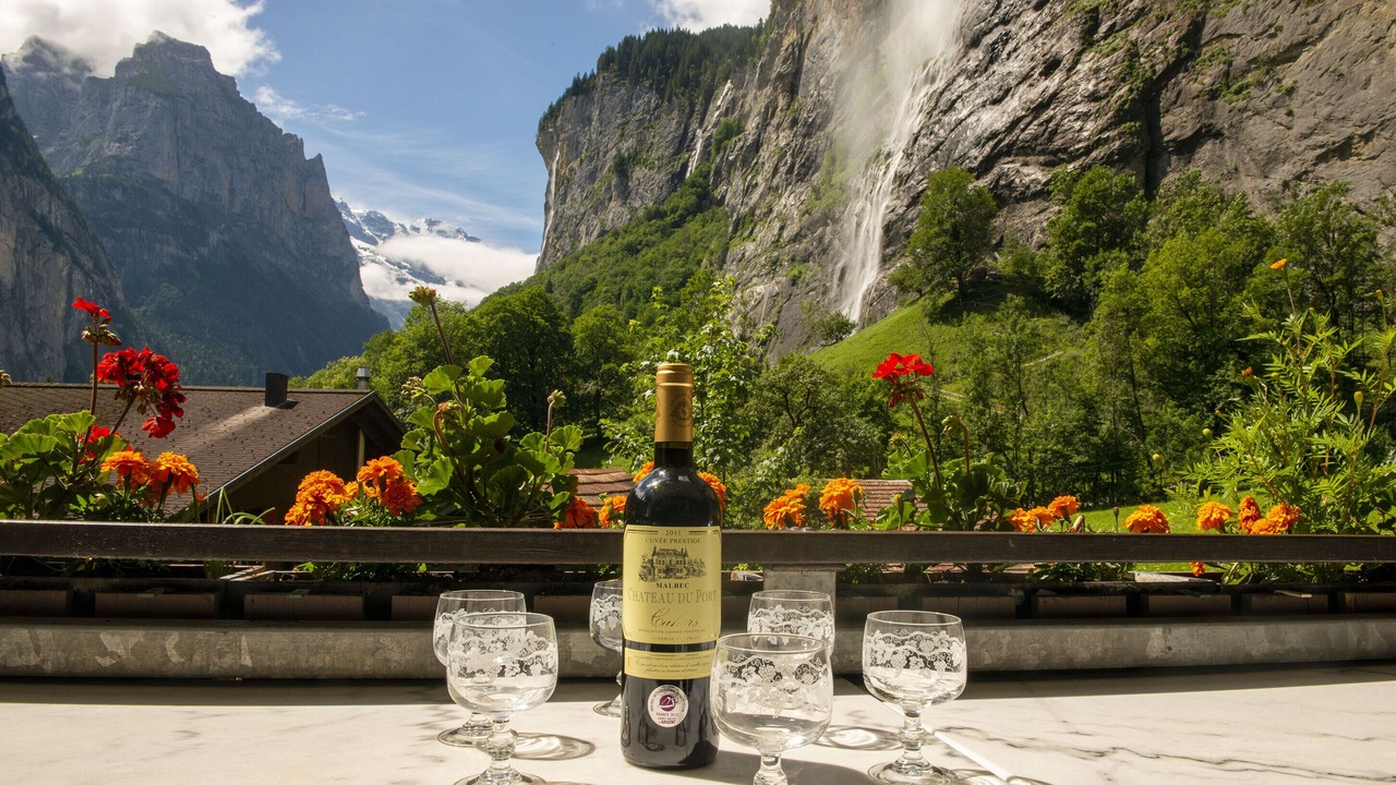 Photo of Patio Balcony in Lauterbrunnen
