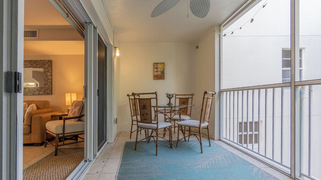 Photo of Patio Balcony in Rock Harbor