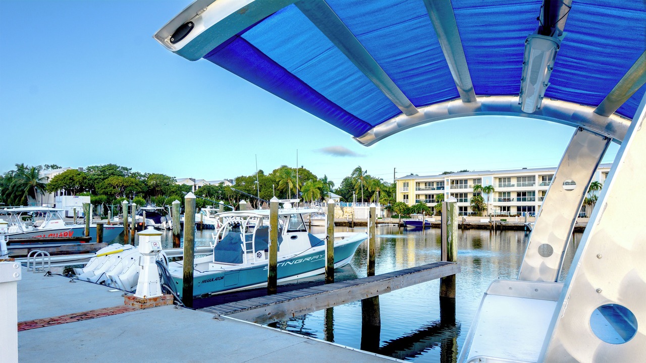 Photo of Others in Rock Harbor