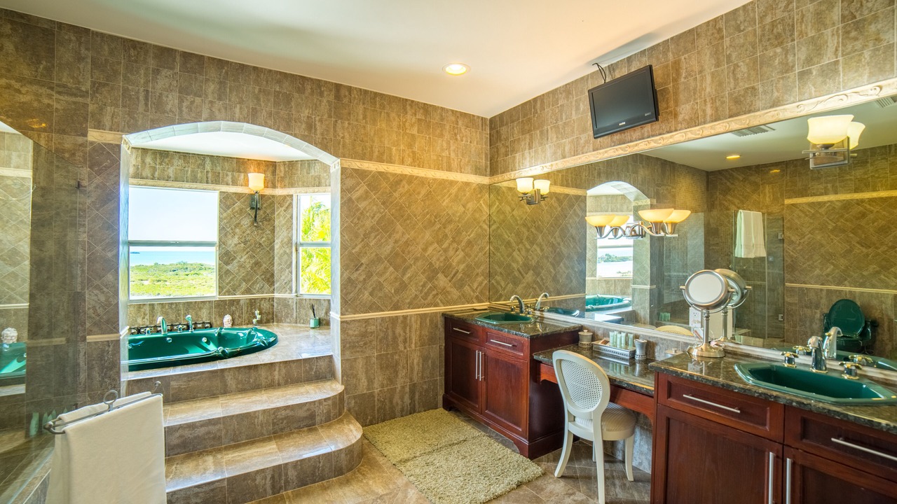 Photo of Bathroom in Ocean Point