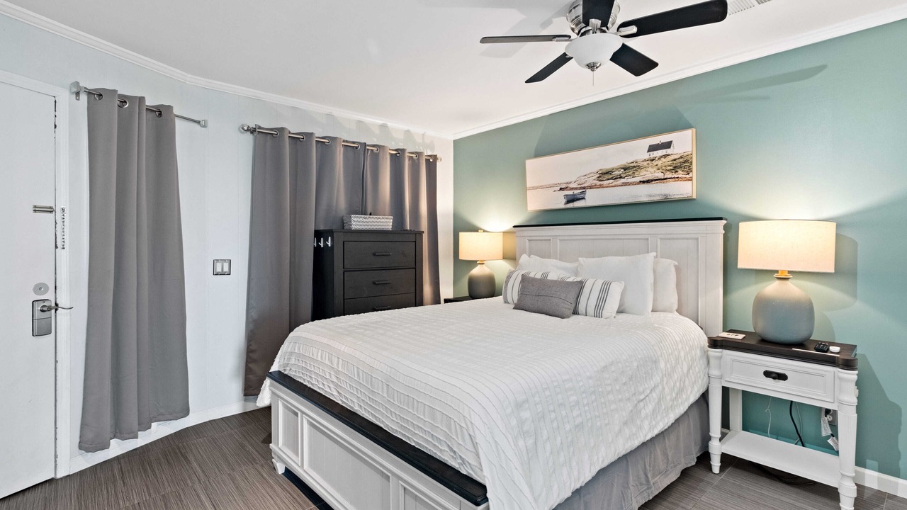Photo of Bedroom in Folly Field