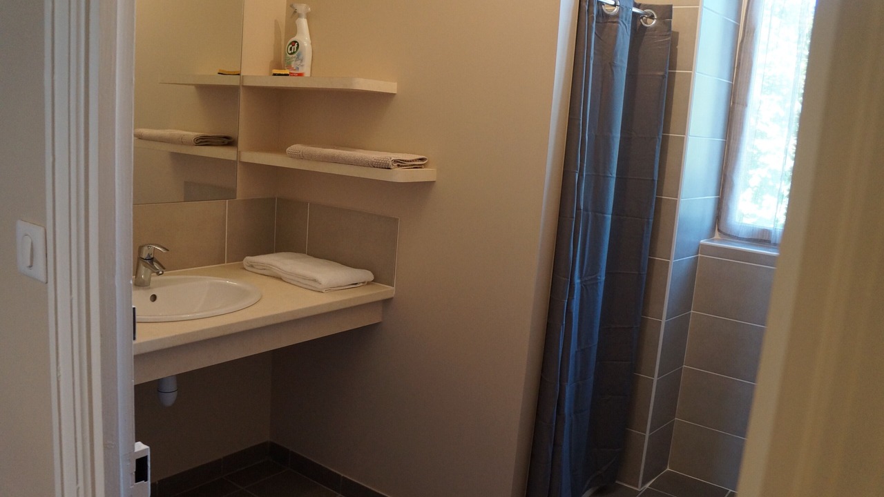 Photo of Bathroom in Saint-Felicien