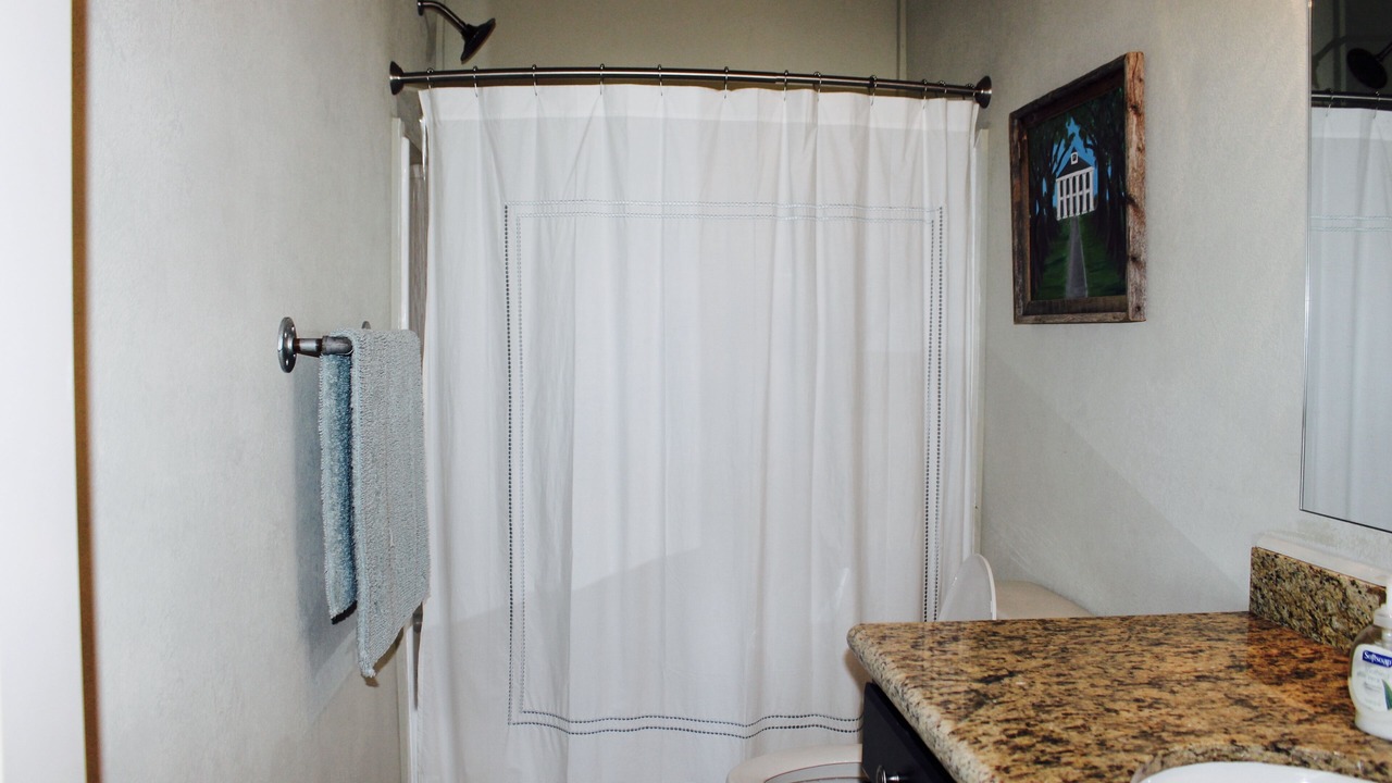 Photo of Bathroom in Hackberry