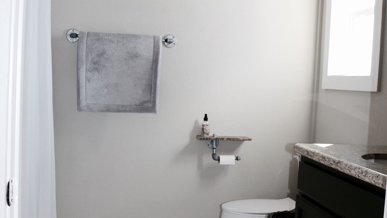 Photo of Bathroom in Hackberry