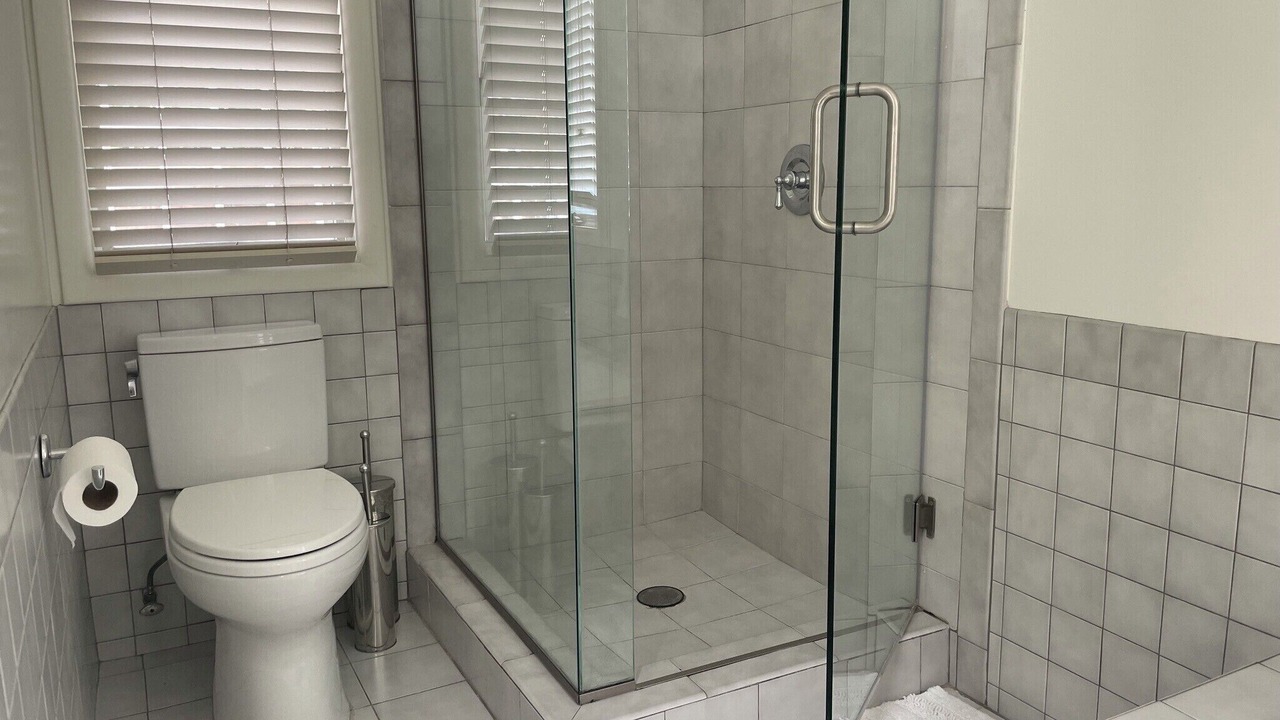 Photo of Bathroom in North of Wilshire