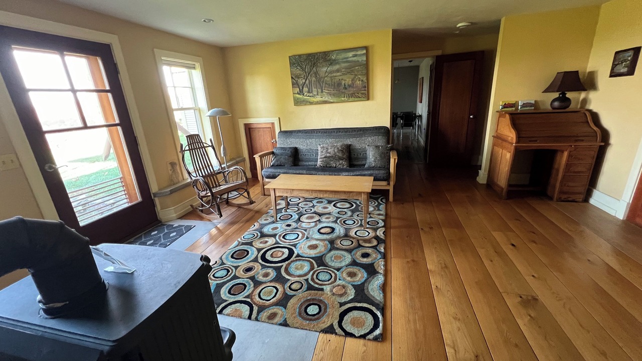 Photo of Bedroom in Lyndon Center