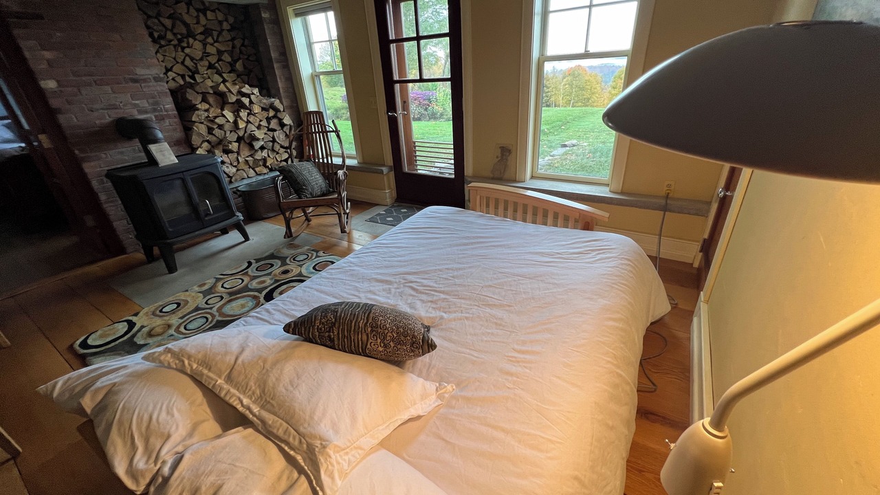 Photo of Bedroom in Lyndon Center