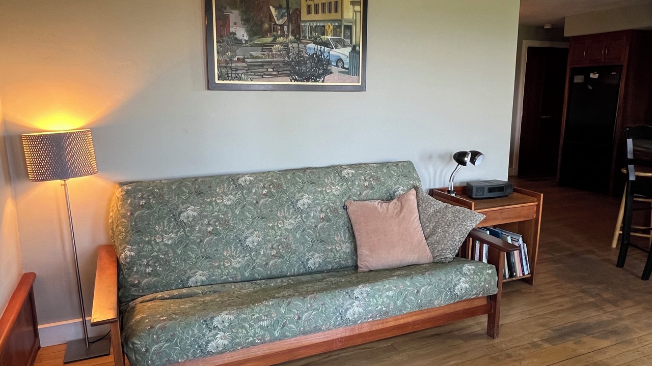Photo of Livingroom in Lyndon Center