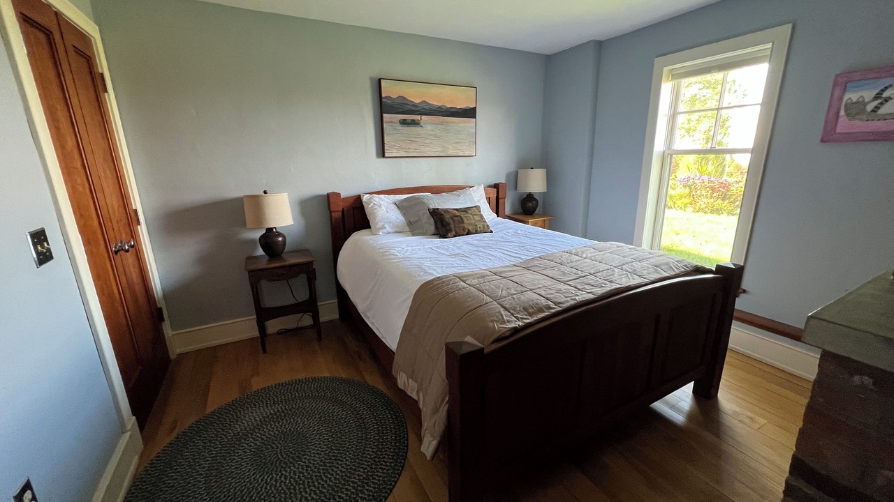 Photo of Bedroom in Lyndon Center