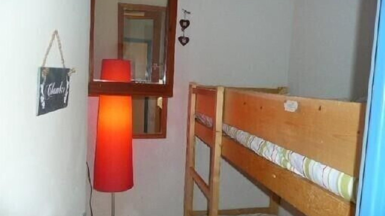 Photo of Bedroom in Arc-1800