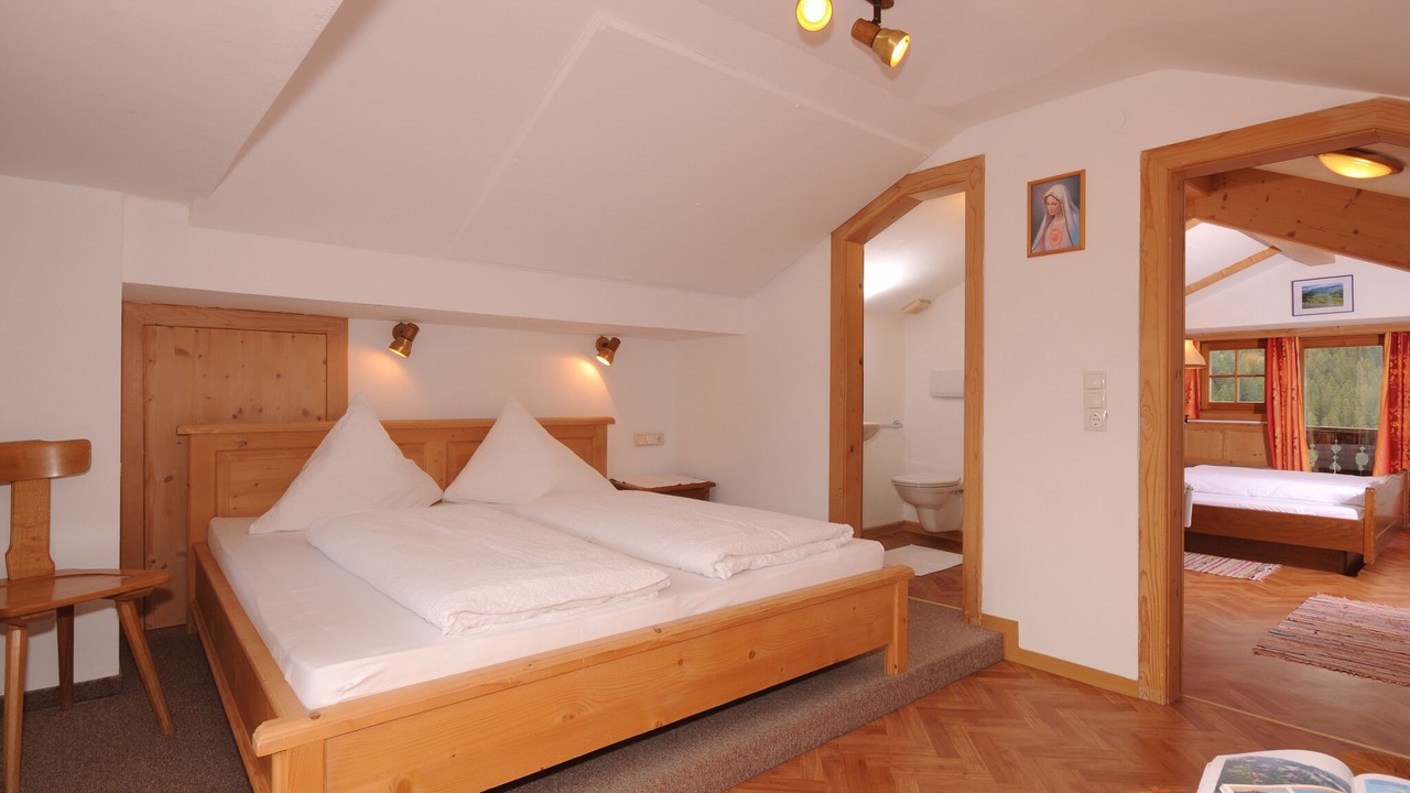 Photo of Bedroom in Vorderlanersbach