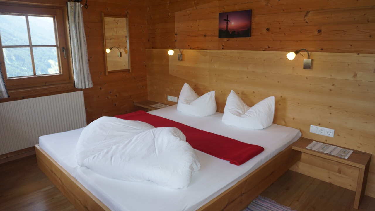 Photo of Bedroom in Vorderlanersbach