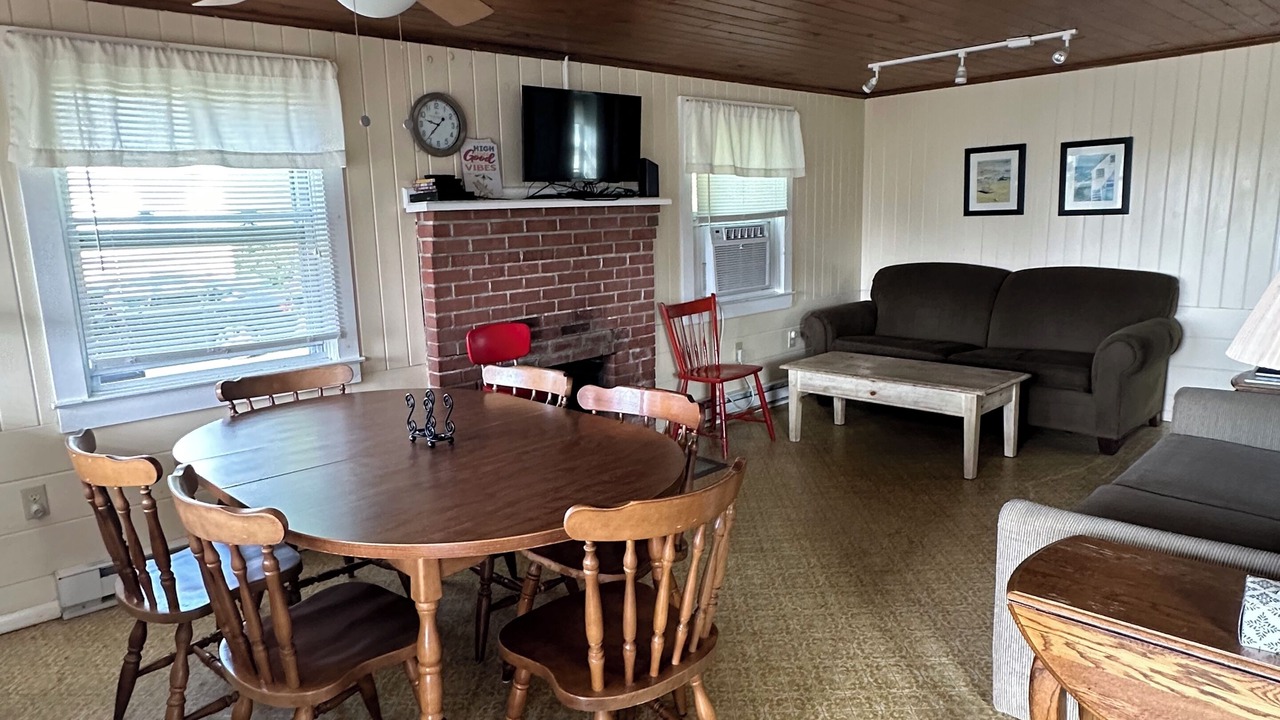 Photo of Livingroom in Old Lyme