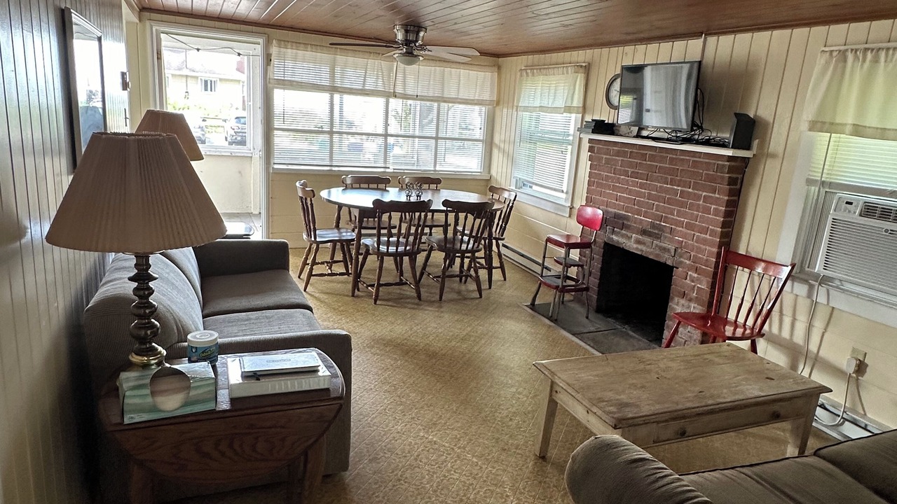 Photo of Livingroom in Old Lyme
