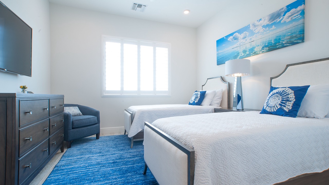 Photo of Bedroom in West Bay
