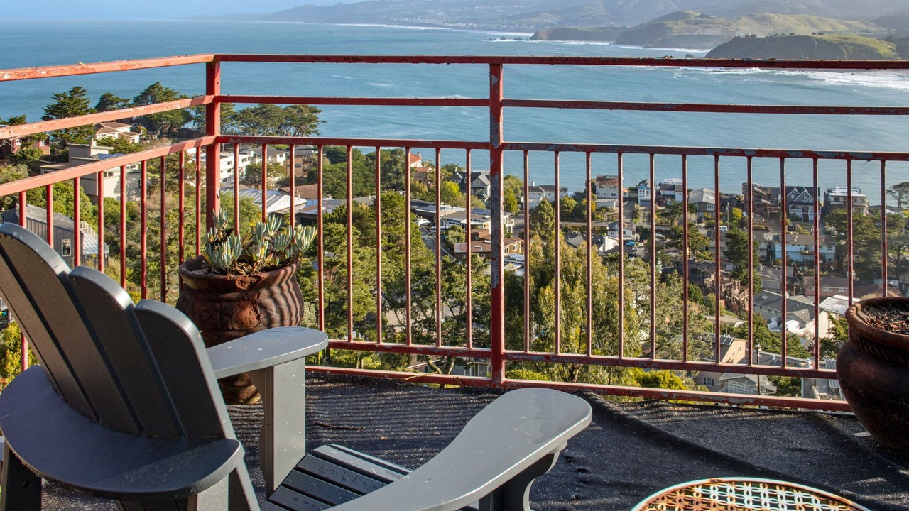 Photo of Outdoor in Pedro Point