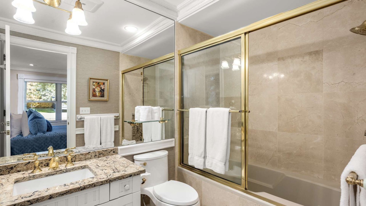 Photo of Bathroom in West End