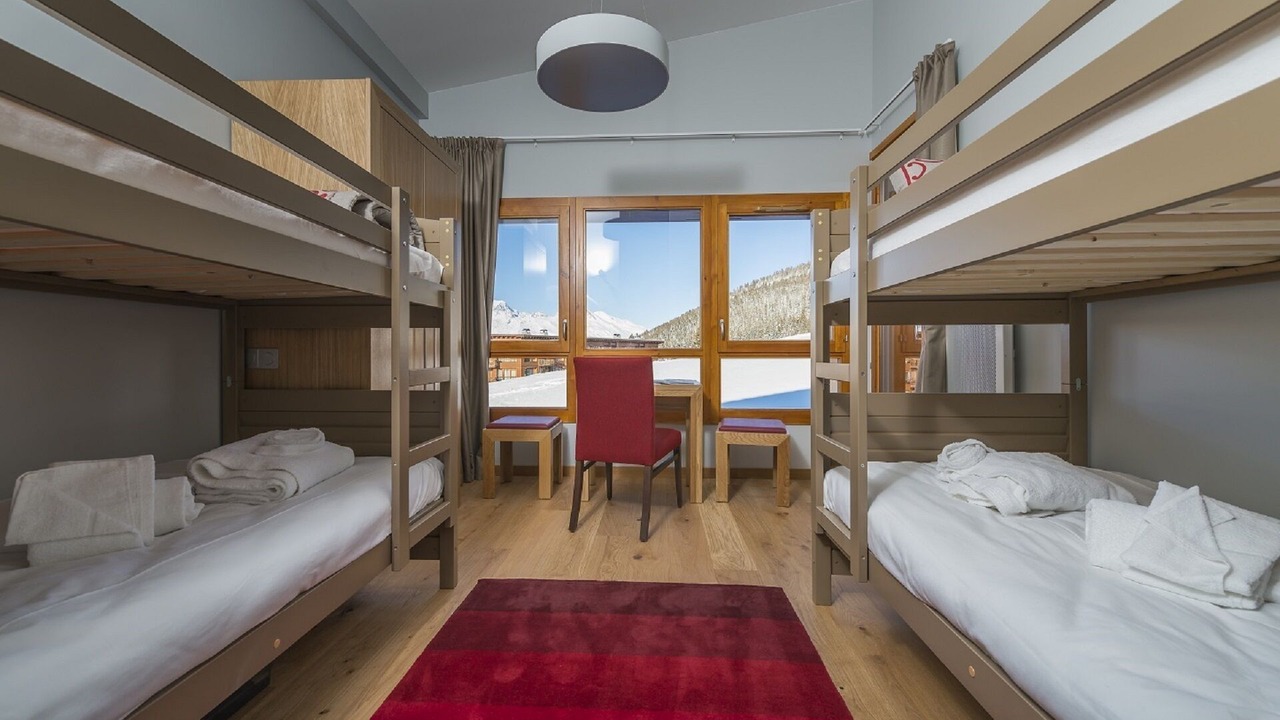 Photo of Bedroom in Arc-1800
