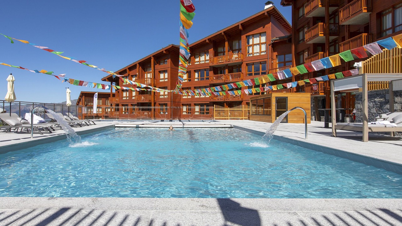 Photo of Outdoor in Arc-1800