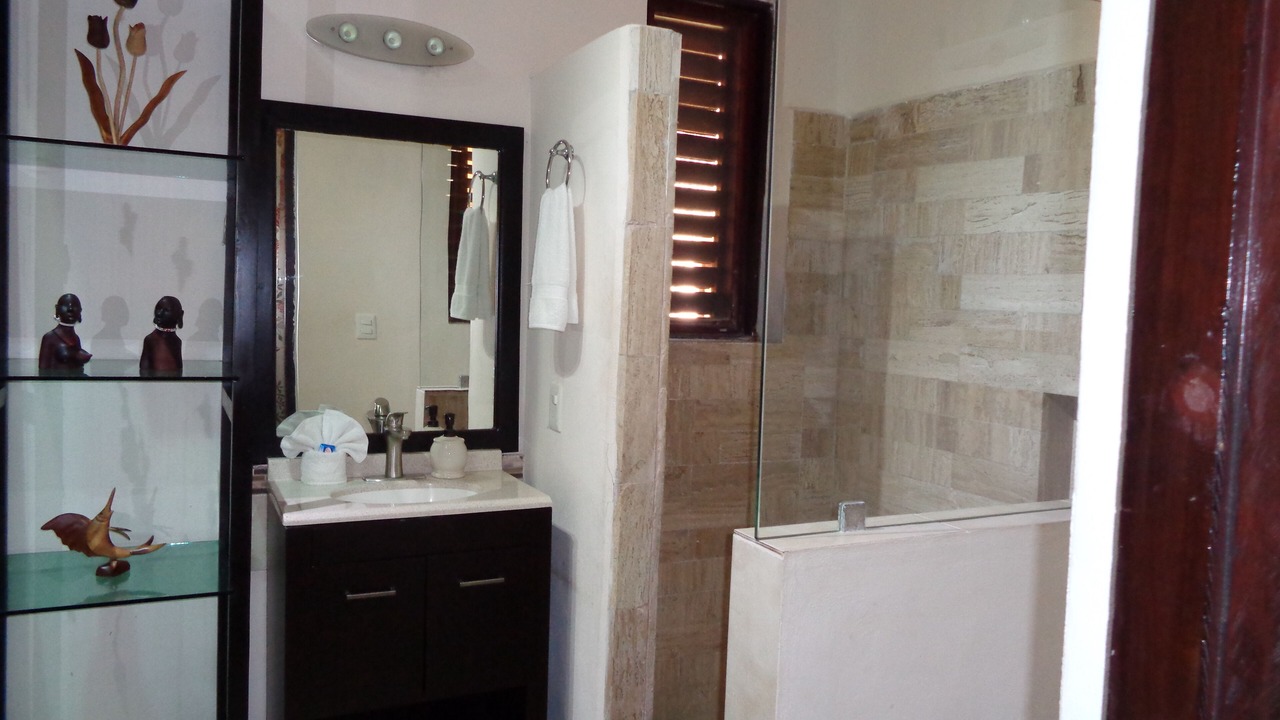 Photo of Bathroom in Playacar Fase I