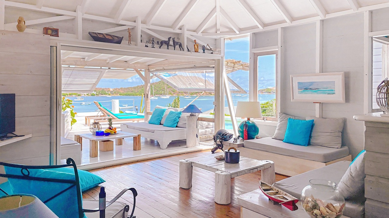 Photo of Livingroom in Cul de Sac