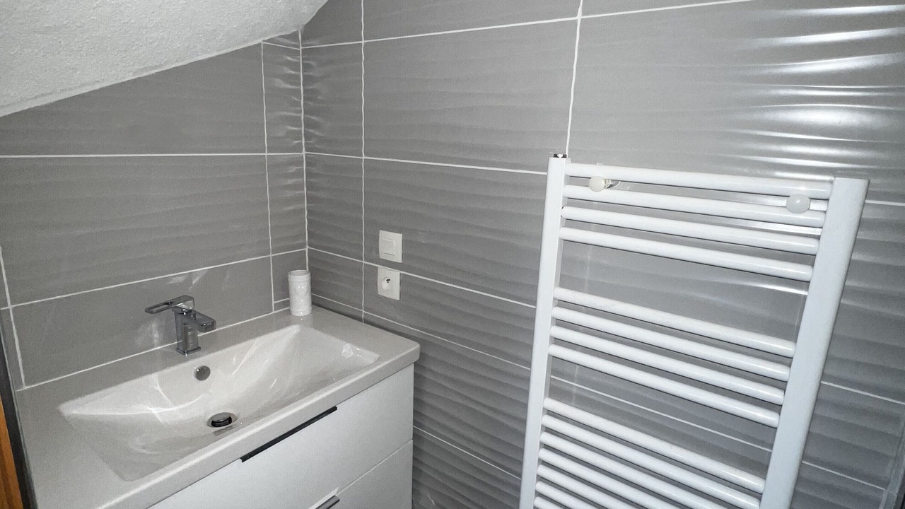 Photo of Bathroom in Oz