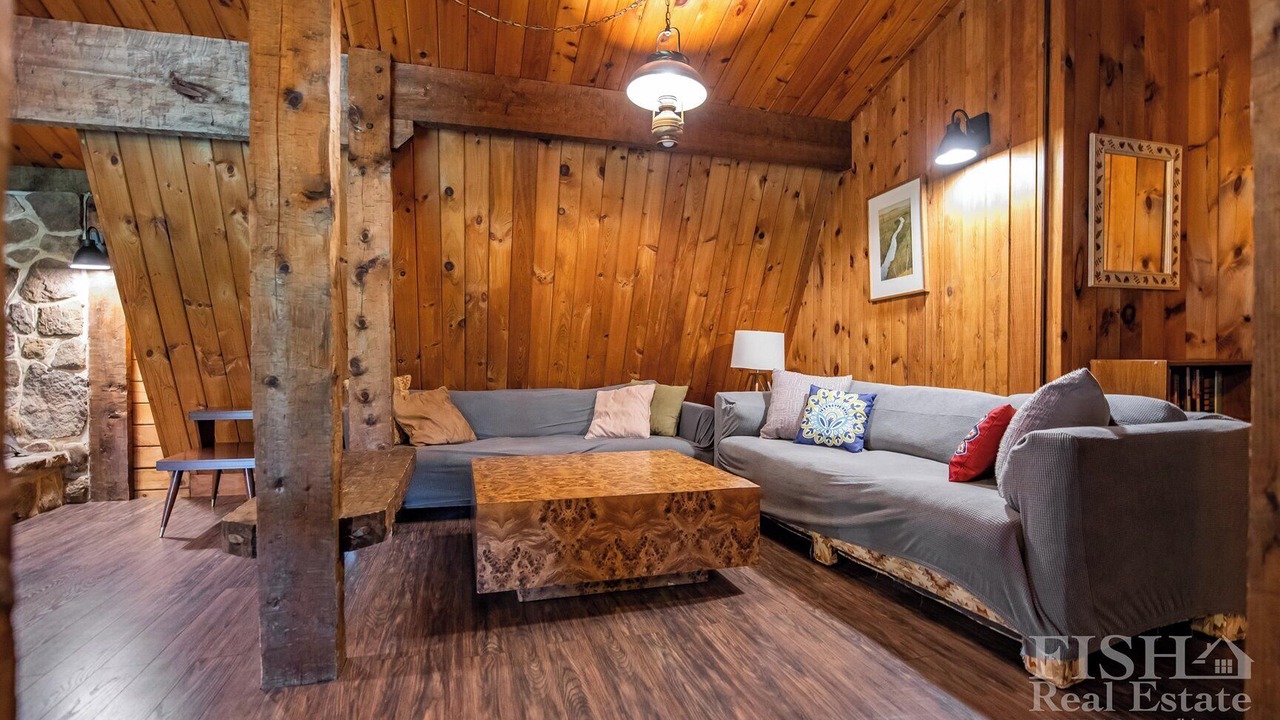 Photo of Livingroom in Eagles Mere