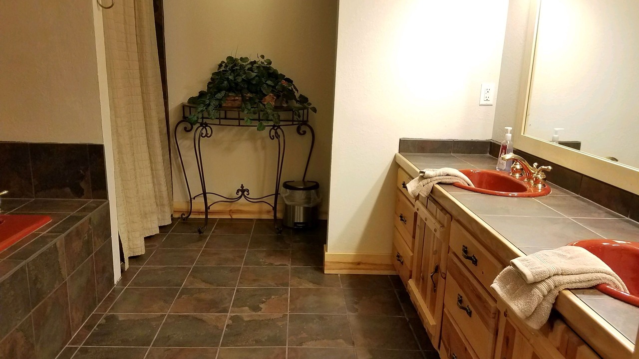 Photo of Bathroom in Star Valley Ranch