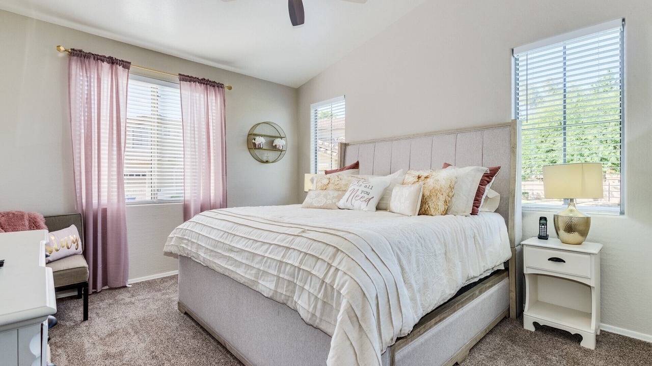 Photo of Bedroom in Alta Mesa