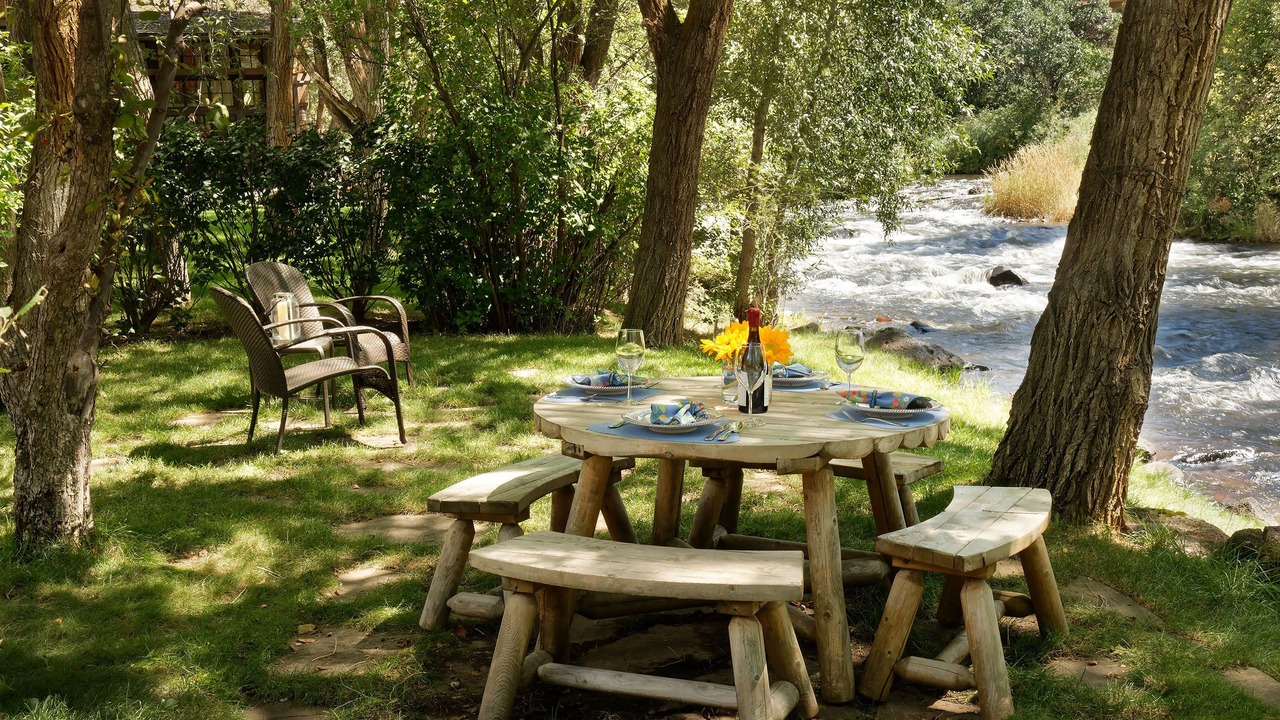 Photo of Outdoor in Basalt