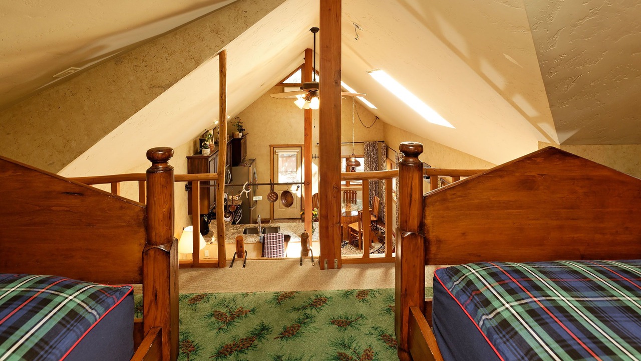 Photo of Bedroom in Basalt
