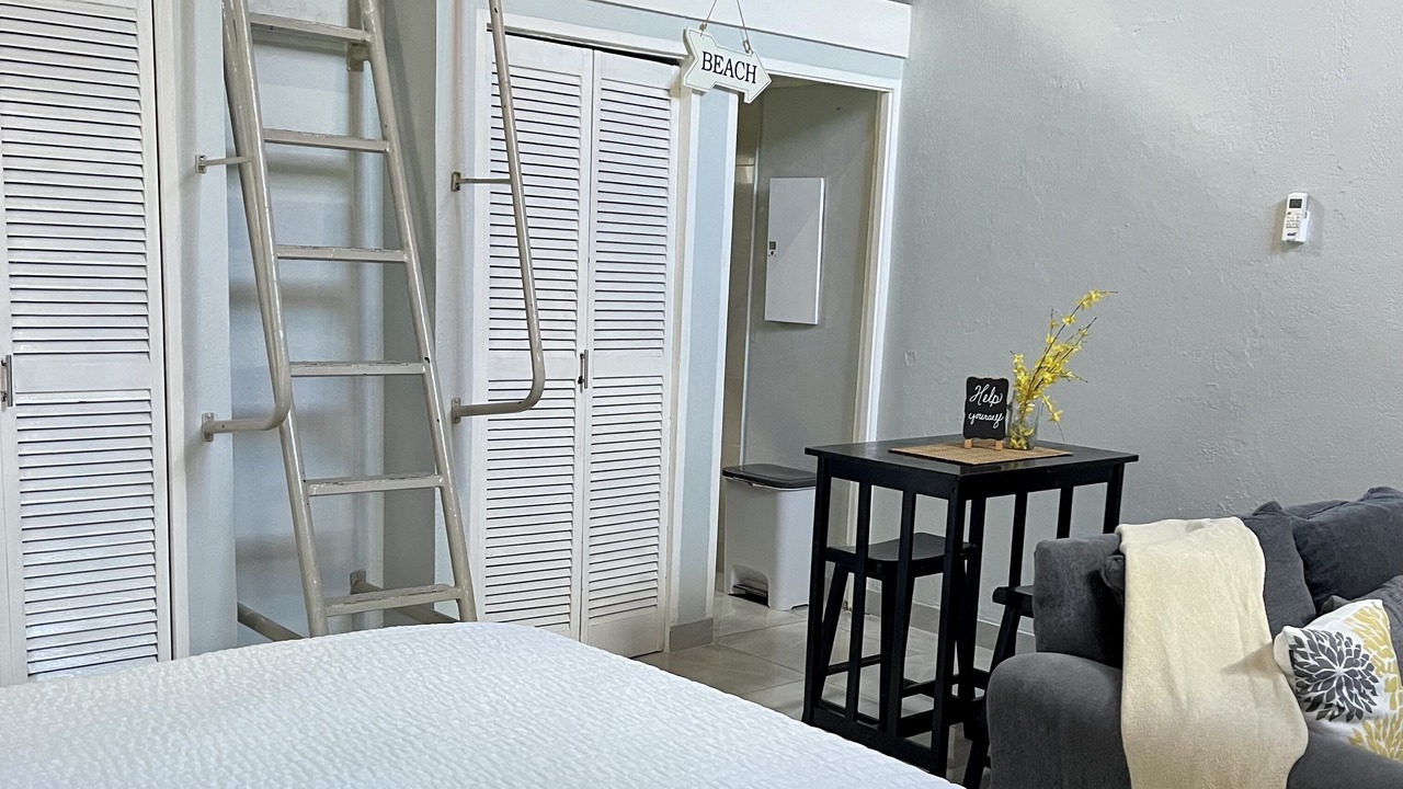 Photo of Bedroom in West End