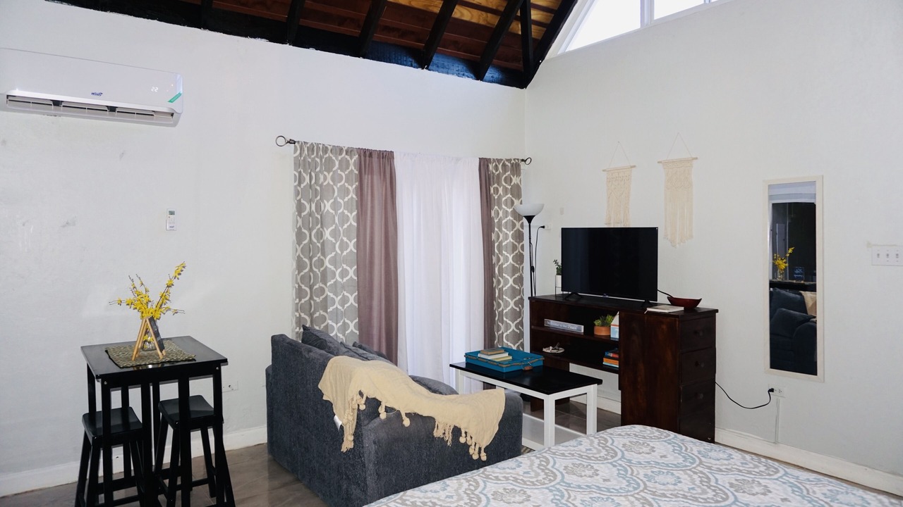 Photo of Bedroom in West End