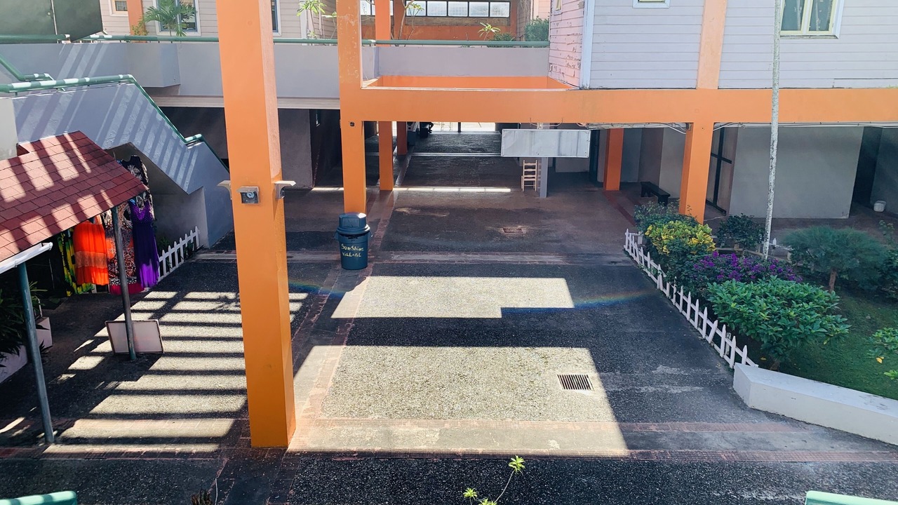 Photo of Outdoor in West End