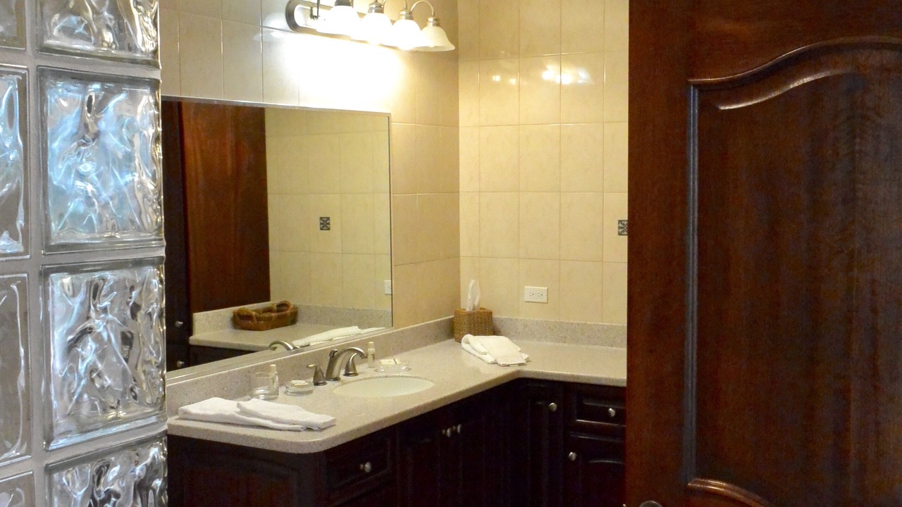 Photo of Bathroom in Rendezvous Bay