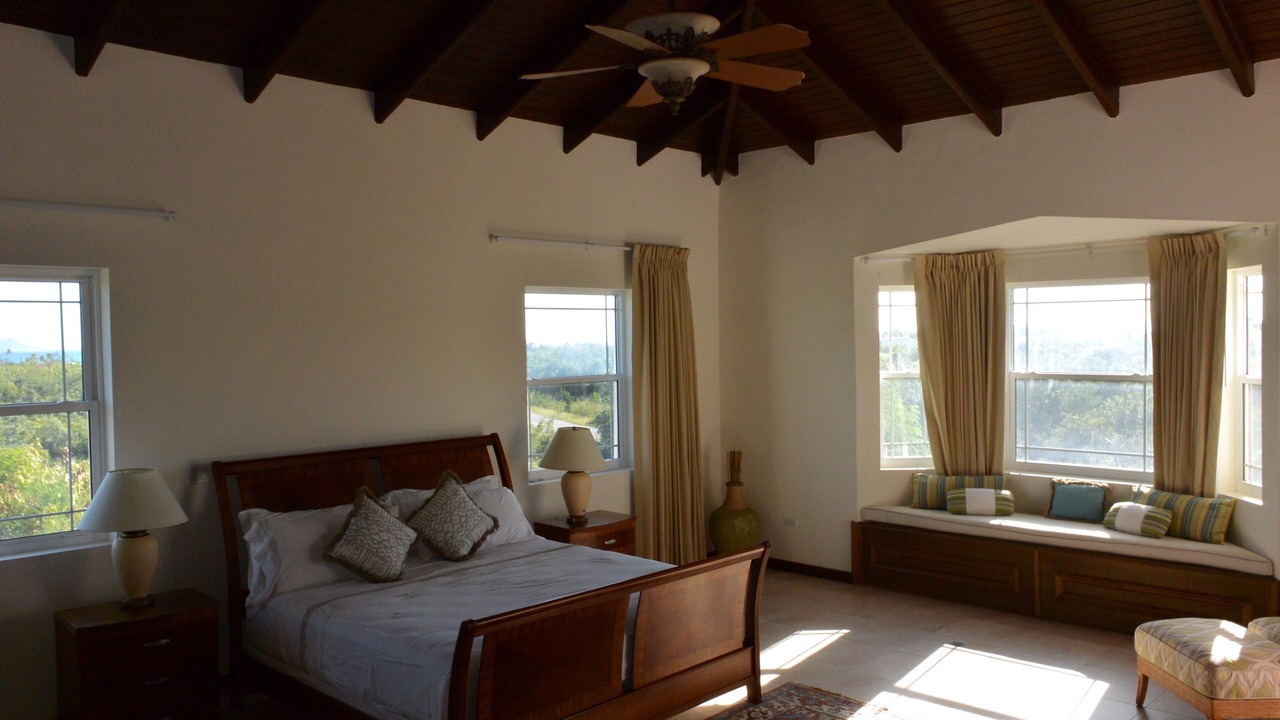 Photo of Bedroom in Rendezvous Bay