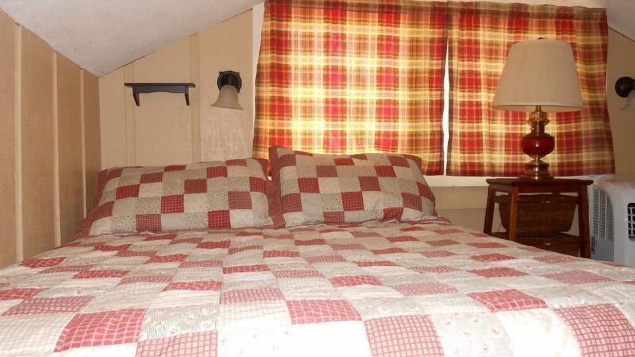Photo of Bedroom in Frankfort