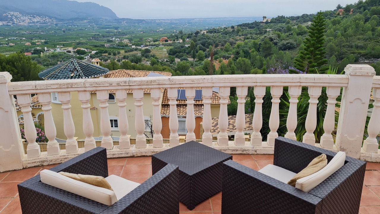 Photo of Patio Balcony in Orba
