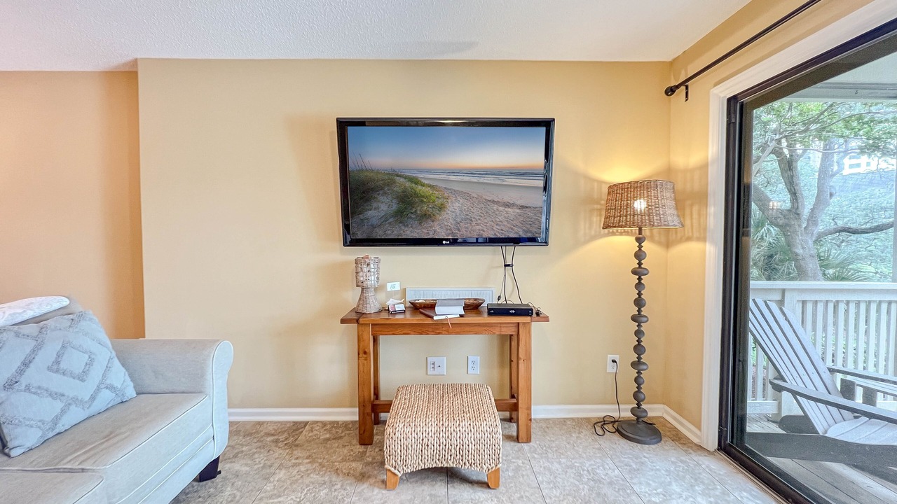 Photo of Livingroom in Arcadian Shores