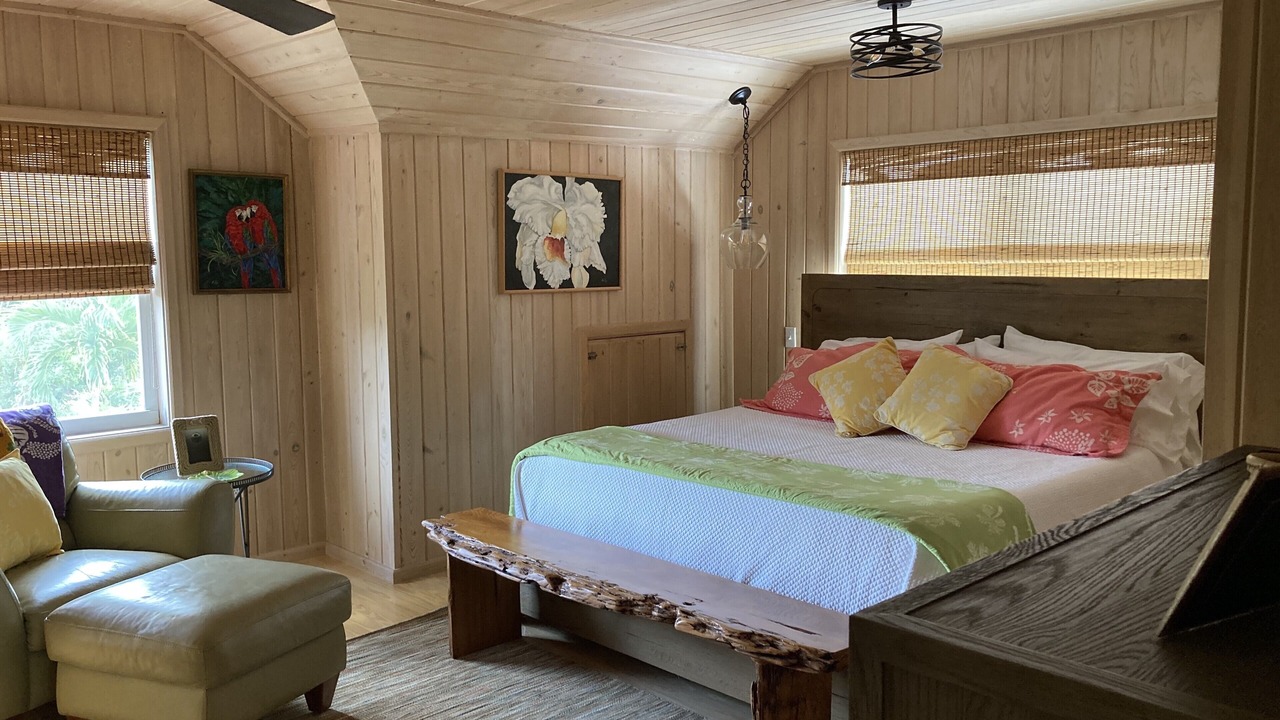 Photo of Bathroom in Lubbers Quarters Cay