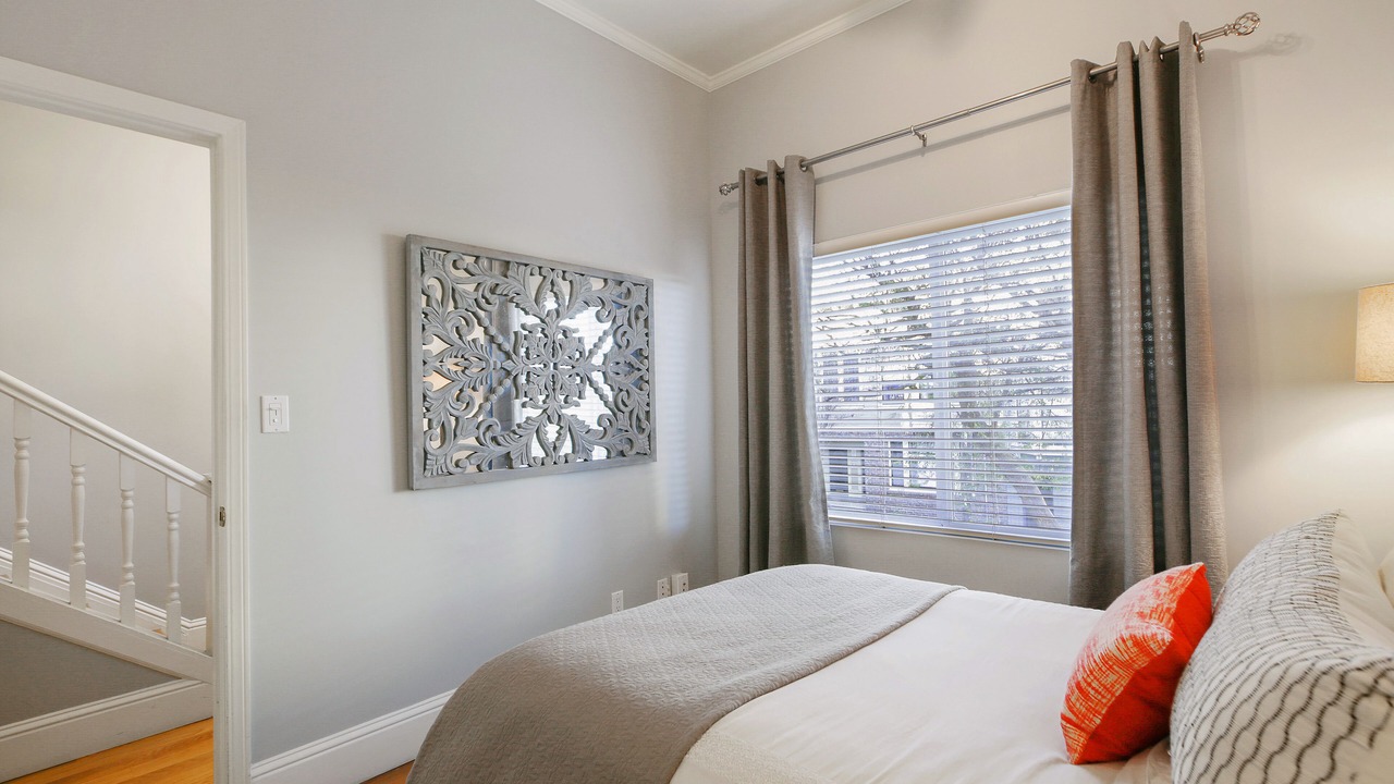 Photo of Bedroom in Eureka Valley