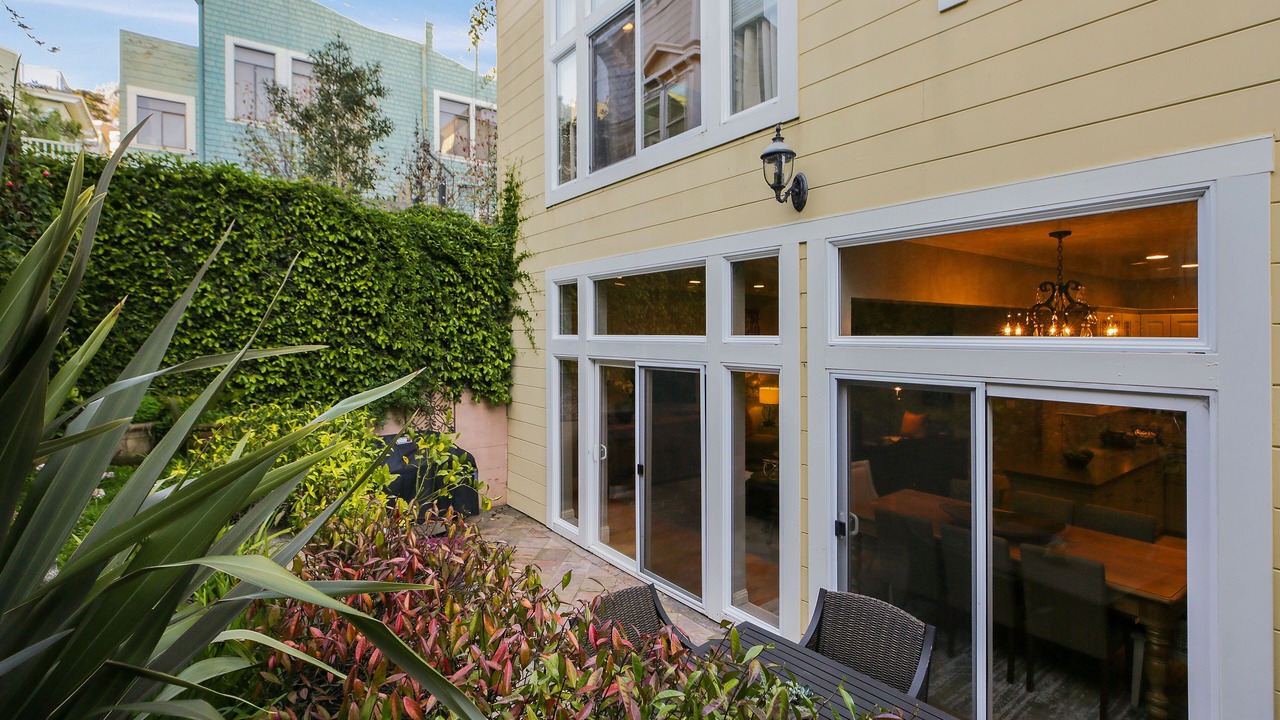 Photo of Outdoor in Eureka Valley