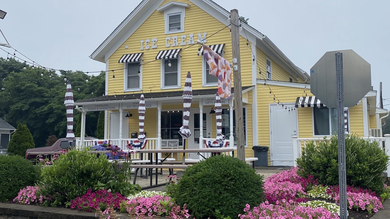 Photo of Others in Niantic