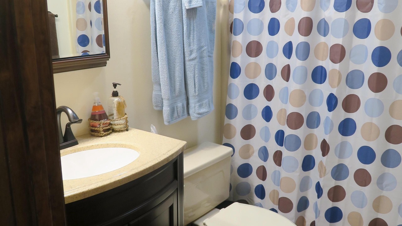 Photo of Bathroom in Clifftops