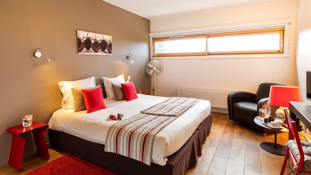 Photo of Bedroom in Limonest